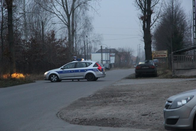 Sarna wpadła na teren Agrany : Ulica Ławska była zablokowna przez kilkadziesiąt minut [22 Xi 2012] - zdjęcie #7 - eOstroleka.pl