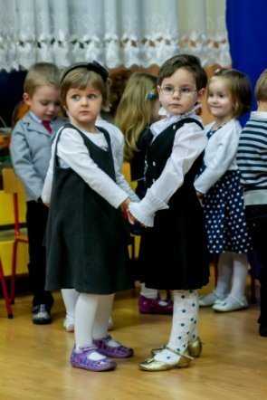 Pasowanie na przedszkolaka w Przedszkolu Miejskim nr 17 [22 XI 2012] - zdjęcie #70 - eOstroleka.pl