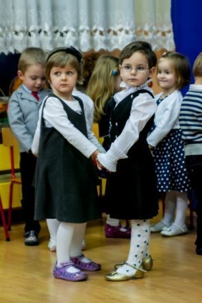 Pasowanie na przedszkolaka w Przedszkolu Miejskim nr 17 [22 XI 2012] - zdjęcie #32 - eOstroleka.pl