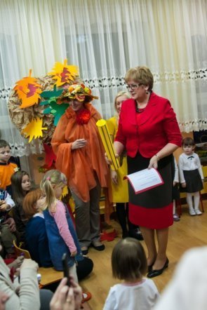 Pasowanie na przedszkolaka w Przedszkolu Miejskim nr 17 [22 XI 2012] - zdjęcie #16 - eOstroleka.pl