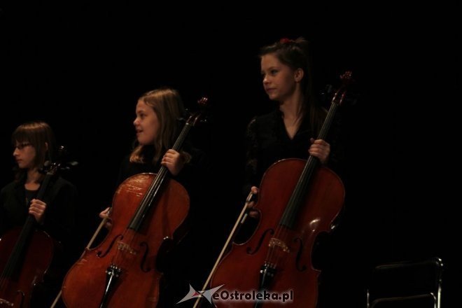 Jubileuszowy koncert Państwowej Szkoły Muzycznej [25.11.2012] - zdjęcie #18 - eOstroleka.pl