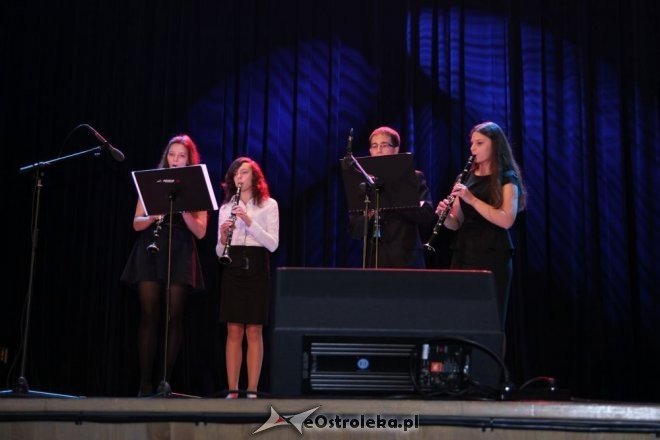 Jubileuszowy koncert Państwowej Szkoły Muzycznej [25.11.2012] - zdjęcie #14 - eOstroleka.pl