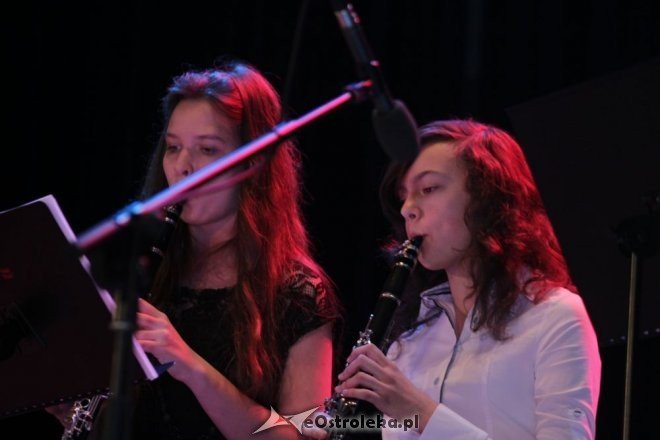 Jubileuszowy koncert Państwowej Szkoły Muzycznej [25.11.2012] - zdjęcie #7 - eOstroleka.pl