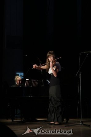 Jubileuszowy koncert Państwowej Szkoły Muzycznej [25.11.2012] - zdjęcie #56 - eOstroleka.pl