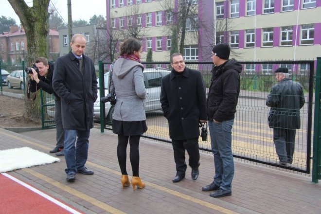 Orlik przy ZSZ nr 2 oficjalnie odberany [27 Xi 2012]  - zdjęcie #20 - eOstroleka.pl