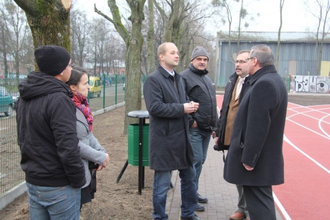 Orlik przy ZSZ nr 2 oficjalnie odberany [27 Xi 2012]  - zdjęcie #18 - eOstroleka.pl