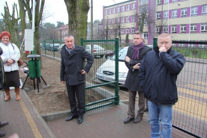 Orlik przy ZSZ nr 2 oficjalnie odberany [27 Xi 2012]  - zdjęcie #16 - eOstroleka.pl