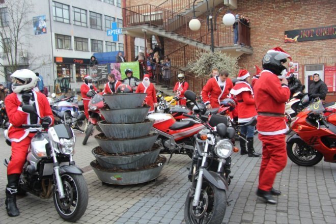 Zmotoryzowani mikołajowie w Ostrołęce [1 XII 2012] - zdjęcie #109 - eOstroleka.pl
