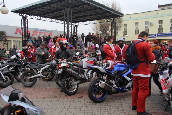 Zmotoryzowani mikołajowie w Ostrołęce [1 XII 2012] - zdjęcie #107 - eOstroleka.pl