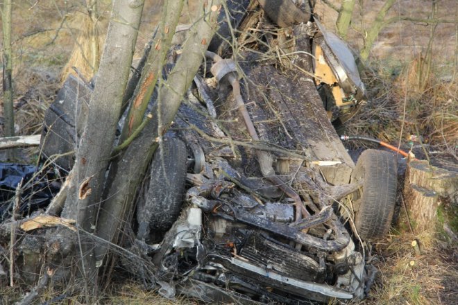 Gałkówka: Tragiczny wypadek, pięć osób nie żyje [2 XII 2012] - zdjęcie #5 - eOstroleka.pl