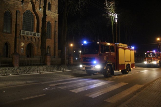 Pożar kościoła w Rzekuniu [2 XII 2012] - zdjęcie #7 - eOstroleka.pl
