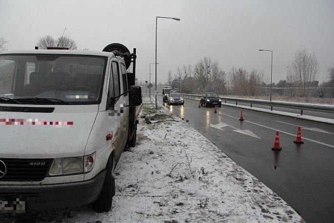 Ulica ks. Pęksy: Potrącenie dziecka [3 XII 2012] - zdjęcie #4 - eOstroleka.pl