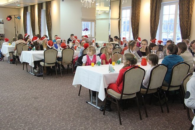 Spotkanie opłatkowe Towarzystwa Przyjaciół Dzieci [7 XII 2012] - zdjęcie #13 - eOstroleka.pl