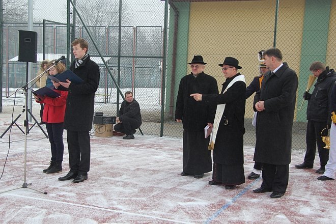 Otwarcie boiska wielofunkcyjnego ZSZ 1 [7 XII 2012] - zdjęcie #28 - eOstroleka.pl