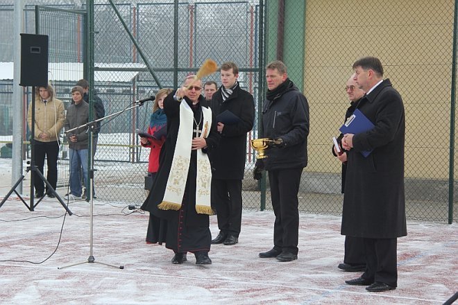 Otwarcie boiska wielofunkcyjnego ZSZ 1 [7 XII 2012] - zdjęcie #18 - eOstroleka.pl