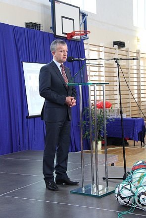 Otwarcie boiska wielofunkcyjnego ZSZ 1 [7 XII 2012] - zdjęcie #3 - eOstroleka.pl