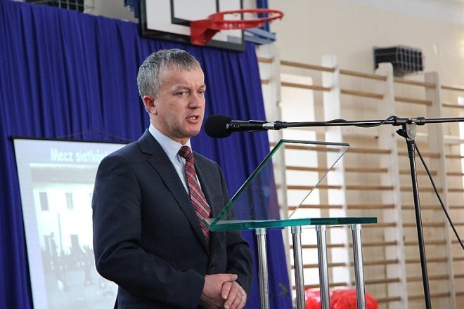 Otwarcie boiska wielofunkcyjnego ZSZ 1 [7 XII 2012] - zdjęcie #2 - eOstroleka.pl