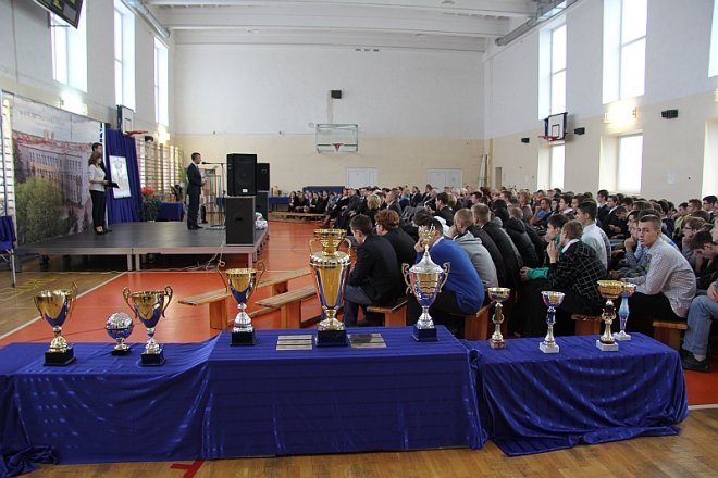 Otwarcie boiska wielofunkcyjnego ZSZ 1 [7 XII 2012] - zdjęcie #1 - eOstroleka.pl