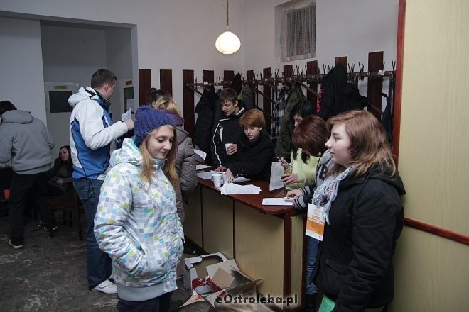 Drugi dzień Świątecznej Zbiórki Żywności [08.12.2012] - zdjęcie #31 - eOstroleka.pl