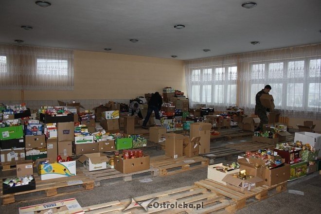 Drugi dzień Świątecznej Zbiórki Żywności [08.12.2012] - zdjęcie #20 - eOstroleka.pl