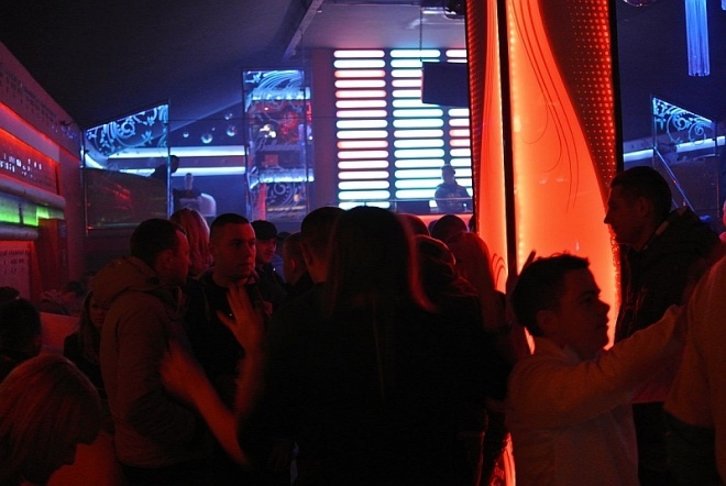 Mikołajkowa impreza w Ibizie [08.12.2012] - zdjęcie #41 - eOstroleka.pl