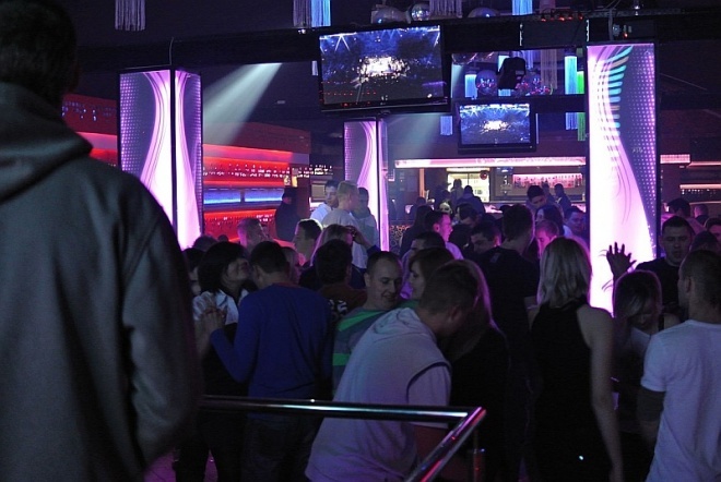 Mikołajkowa impreza w Ibizie [08.12.2012] - zdjęcie #132 - eOstroleka.pl