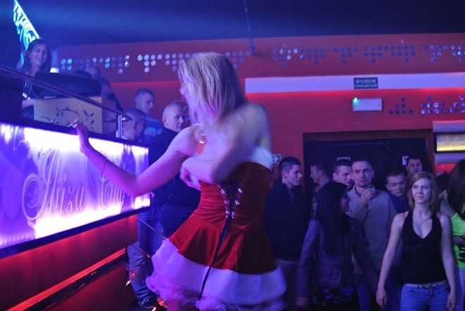 Mikołajkowa impreza w Ibizie [08.12.2012] - zdjęcie #98 - eOstroleka.pl