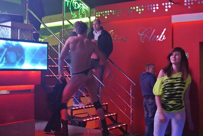 Mikołajkowa impreza w Ibizie [08.12.2012] - zdjęcie #44 - eOstroleka.pl