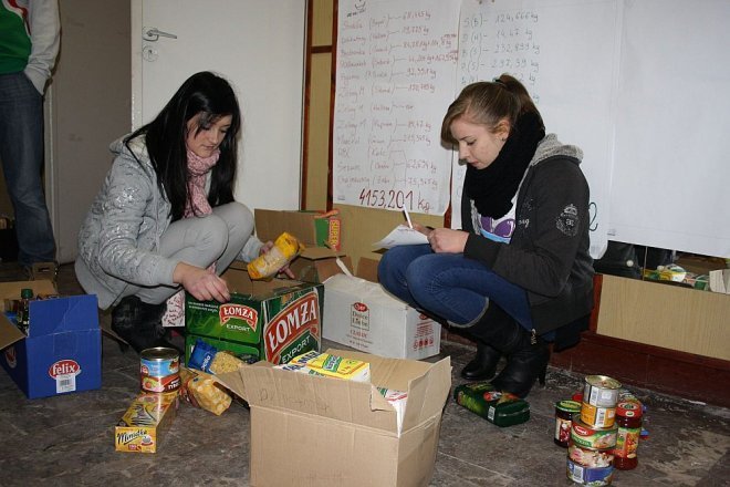 Podsumowanie akcji Świątecznej Zbiórki Żywności [10.12.2012] - zdjęcie #18 - eOstroleka.pl