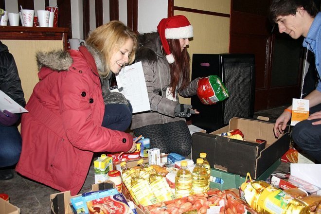Podsumowanie akcji Świątecznej Zbiórki Żywności [10.12.2012] - zdjęcie #17 - eOstroleka.pl