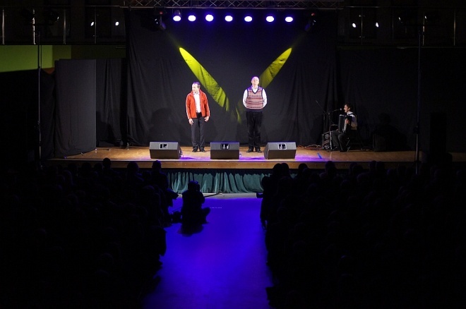 Kabaret Moralnego Niepokoju w Ostrołęce [12.12.2012] - zdjęcie #15 - eOstroleka.pl