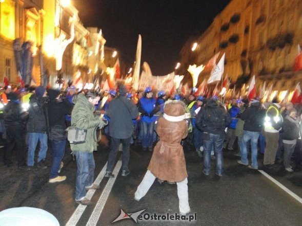 Marsz Wolności, Solidarności i Niepodległości [13.12.2012]  - zdjęcie #16 - eOstroleka.pl