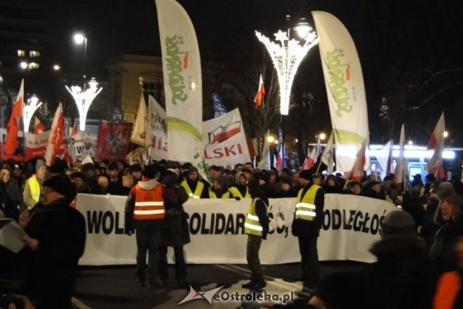 Marsz Wolności, Solidarności i Niepodległości [13.12.2012]  - zdjęcie #15 - eOstroleka.pl