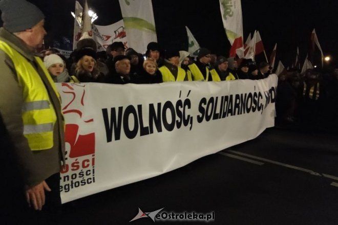 Marsz Wolności, Solidarności i Niepodległości [13.12.2012]  - zdjęcie #14 - eOstroleka.pl