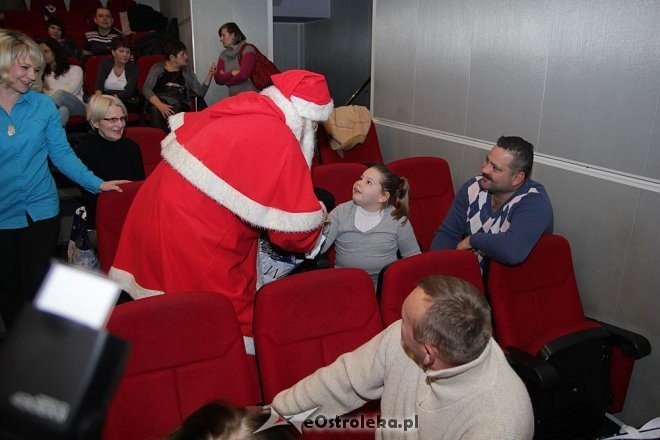 Mikołajki Pomocnej dłoni [16.12.2012] - zdjęcie #25 - eOstroleka.pl