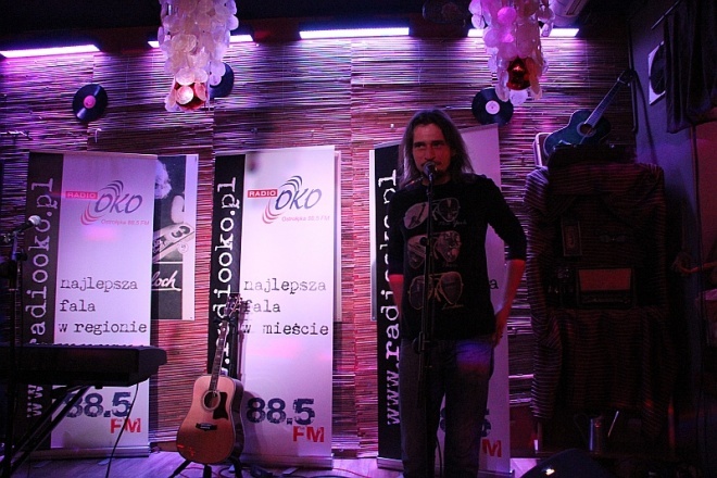 Julia Vikman wystąpiła w klubie Avalon [16 XII 2012] - zdjęcie #20 - eOstroleka.pl
