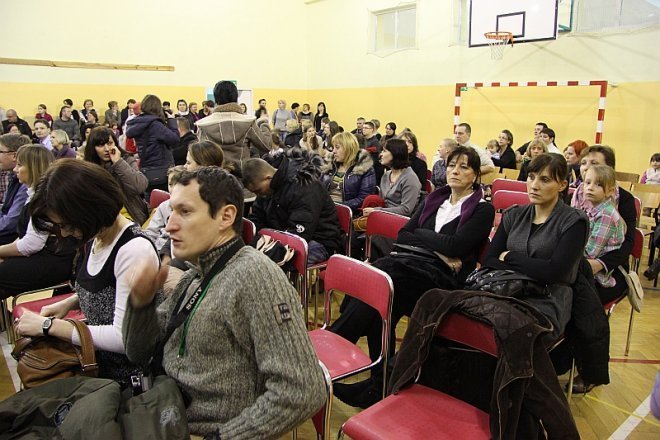 Świąteczne kolędowanie w Szkole Podstawowej nr 6 [18 XII 2012] - zdjęcie #26 - eOstroleka.pl