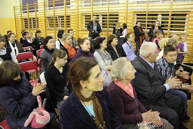 Świąteczne kolędowanie w Szkole Podstawowej nr 6 [18 XII 2012] - zdjęcie #21 - eOstroleka.pl