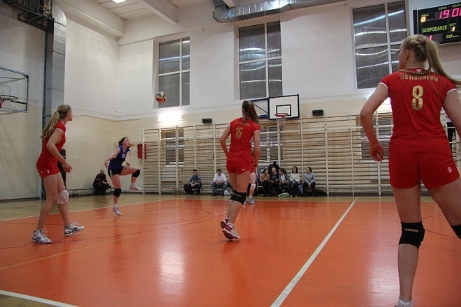 Walka z Legionovią do końca i 3:0 dla Nike Ostrołęka [18 XII 2012] - zdjęcie #22 - eOstroleka.pl