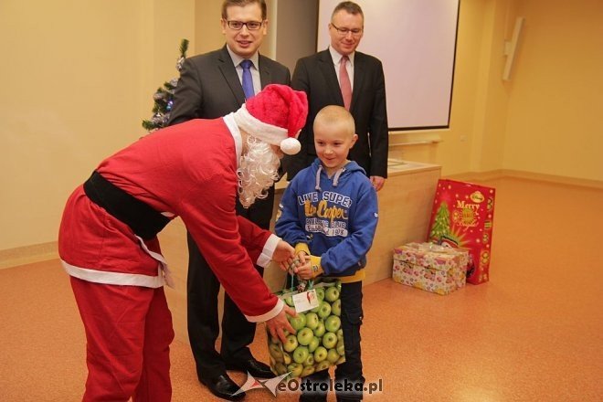 Mikołajkowe spotkanie w Urzędzie Marszałkowskim [19.12.2012] - zdjęcie #18 - eOstroleka.pl