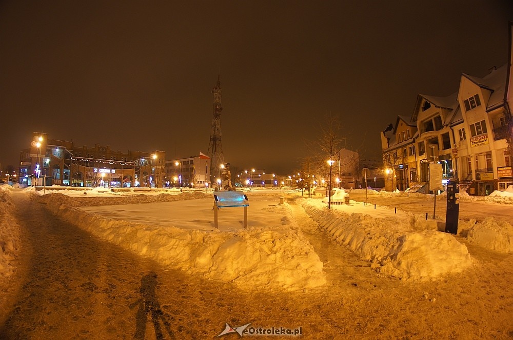 Miasto nocą - dzień przed końcem świata [20.12.2012] - zdjęcie #15 - eOstroleka.pl