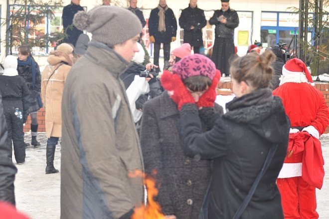 Wigilia miejska w Ostrołęce [22 XII 2012] - zdjęcie #48 - eOstroleka.pl