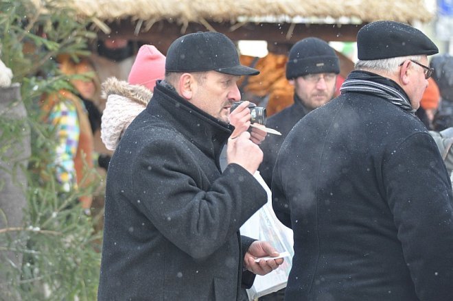 Wigilia miejska w Ostrołęce [22 XII 2012] - zdjęcie #34 - eOstroleka.pl