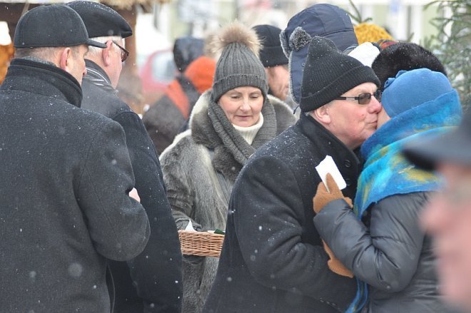 Wigilia miejska w Ostrołęce [22 XII 2012] - zdjęcie #33 - eOstroleka.pl