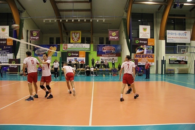 I liga: Camper Wyszków poległ w Ostrołęce [22 XII 2012] - zdjęcie #27 - eOstroleka.pl