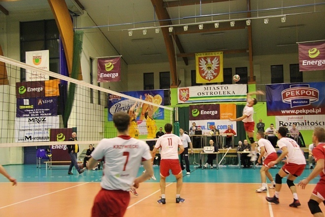 I liga: Camper Wyszków poległ w Ostrołęce [22 XII 2012] - zdjęcie #8 - eOstroleka.pl