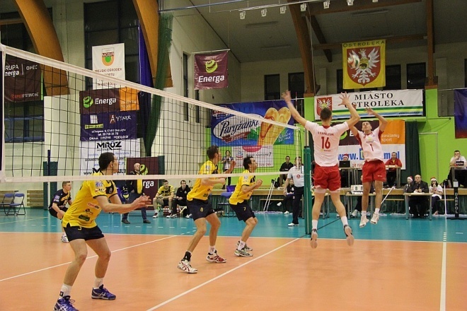 I liga: Camper Wyszków poległ w Ostrołęce [22 XII 2012] - zdjęcie #6 - eOstroleka.pl