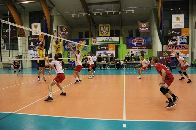 I liga: Camper Wyszków poległ w Ostrołęce [22 XII 2012] - zdjęcie #18 - eOstroleka.pl