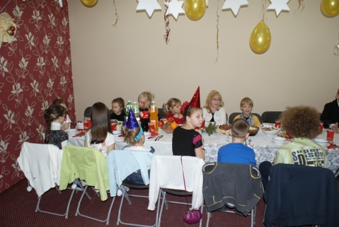 Bezalkoholowy sylwester Domowego Kościoła [3 I 2013] - zdjęcie #26 - eOstroleka.pl