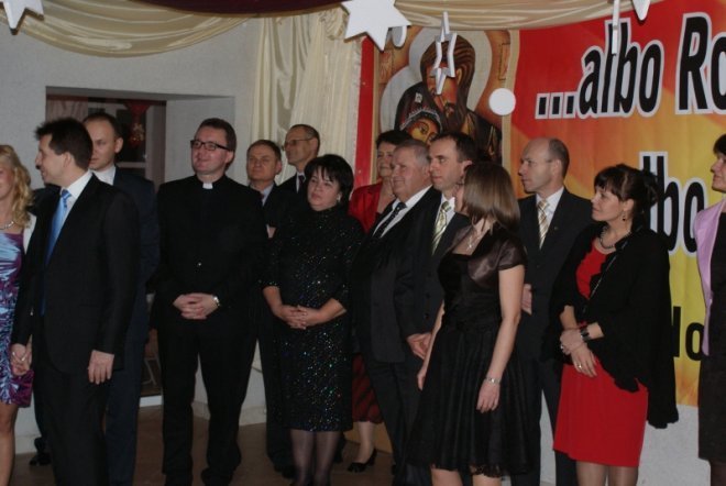 Bezalkoholowy sylwester Domowego Kościoła [3 I 2013] - zdjęcie #19 - eOstroleka.pl